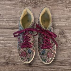 Betsey Johnson Pink Floral Rhinestone Sneakers with Glitter Laces – Women’s. 9.5